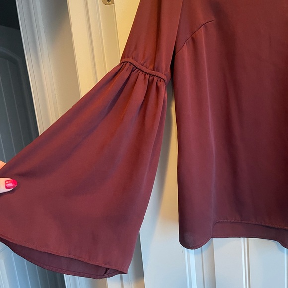 BCBGeneration Bell Sleeve Top - Picture 2 of 3